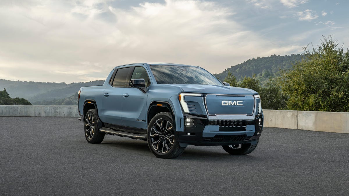 GMC Sierra EV Denali 507 مایل را در آزمایش برد Edmunds طی کرد، اما خیلی کارآمد نیست.