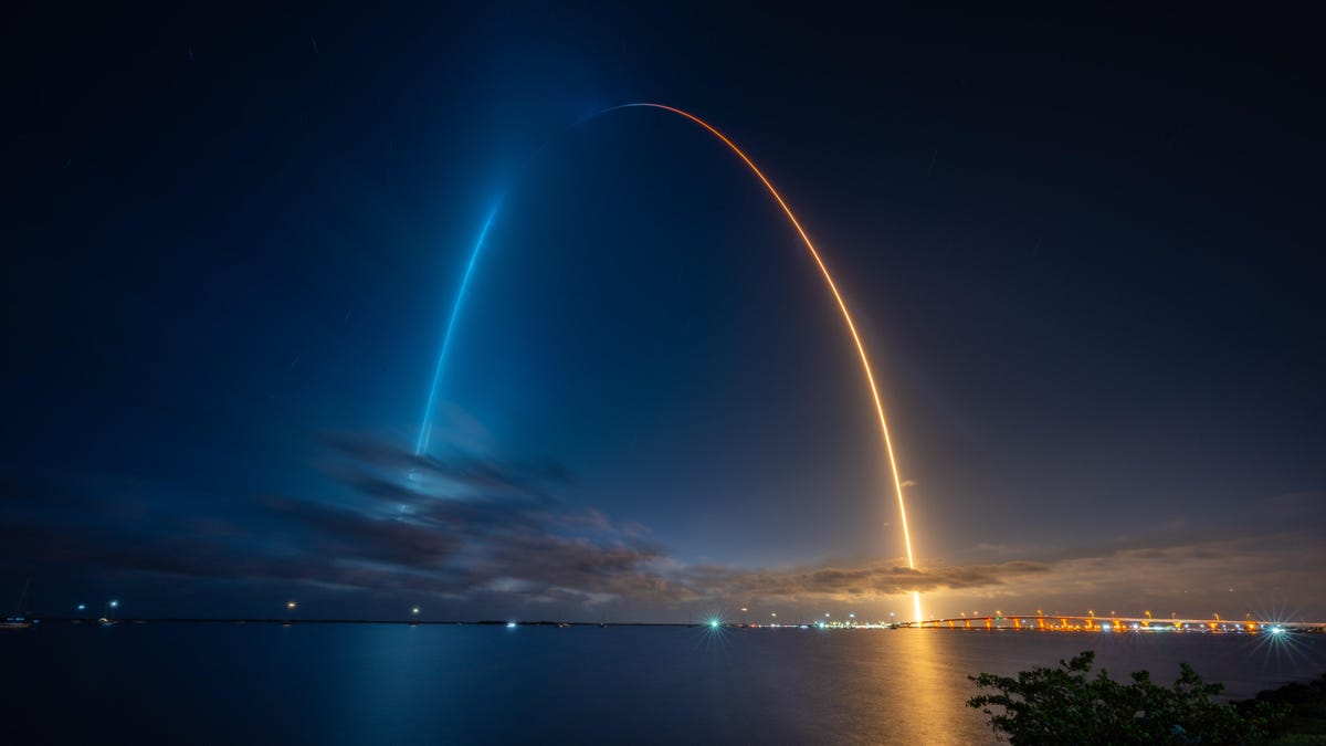 سقوط زباله های SpaceX باعث اختلال در پروازهای تجاری می شود