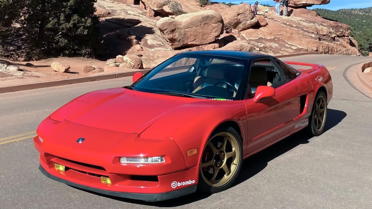 با قیمت 54.999 دلار ، آیا این Acura NSX برای سال 1991 قهرمان یک مایل بلند است؟