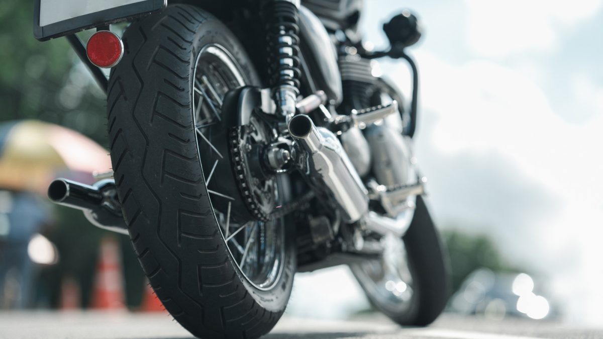 نوارهای مرغ بر روی قاب موتور سیکلت چیست؟