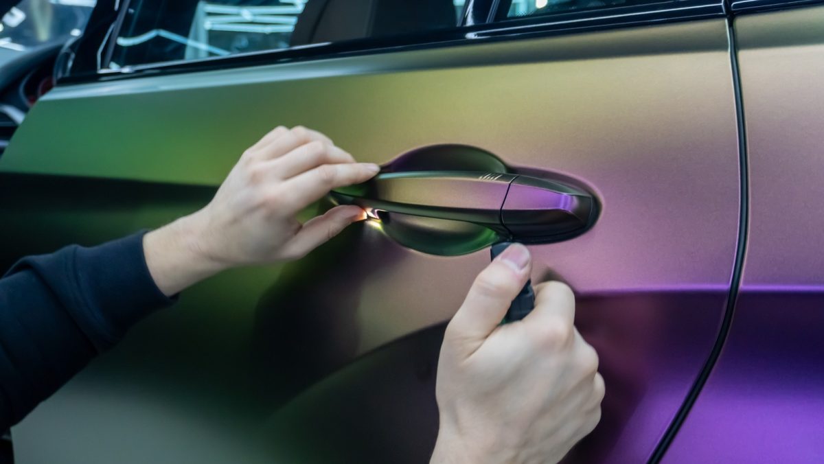 چه مدت می تواند ماشین را بپوشاند (و بهترین راه برای مراقبت از آن چیست؟)