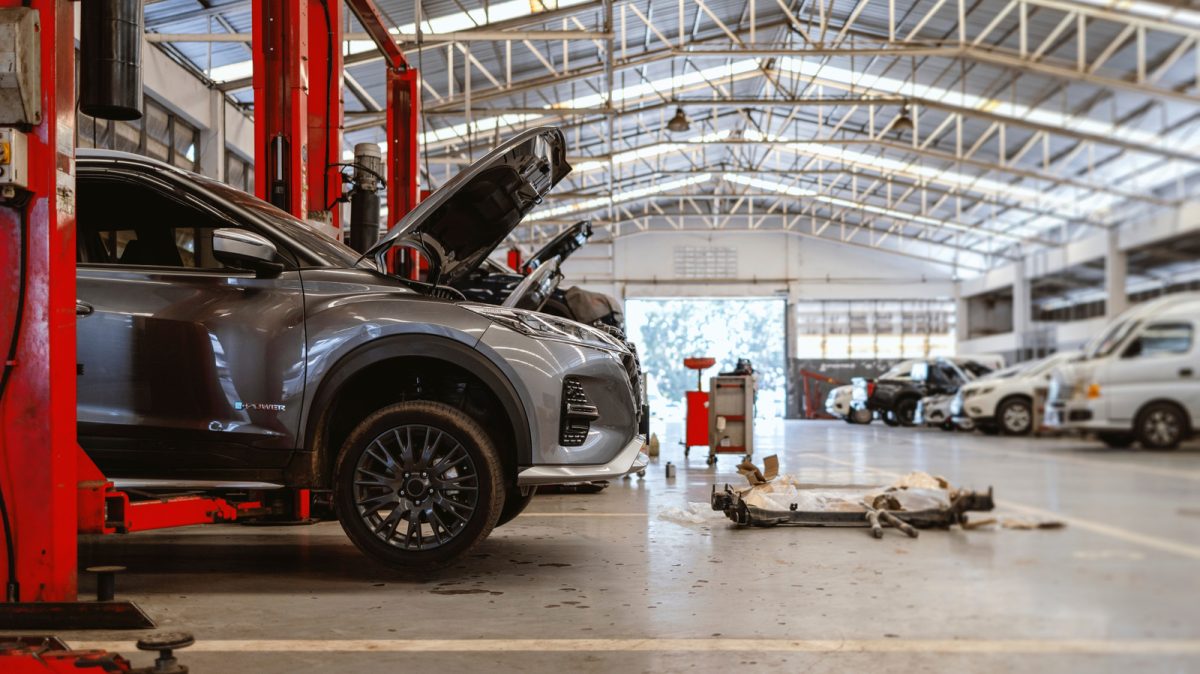 کالیفرنیا یک برنامه آموزش حرفه ای برای پر کردن کمبود خودکار فناوری ارائه می دهد